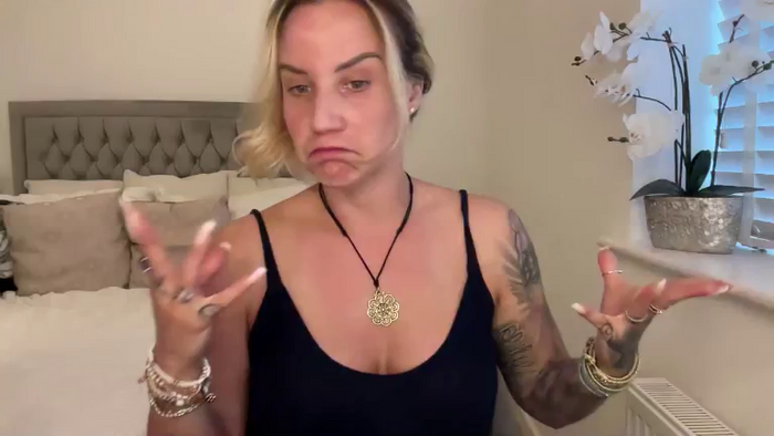 VivianUK