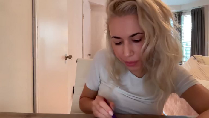 AmyPose