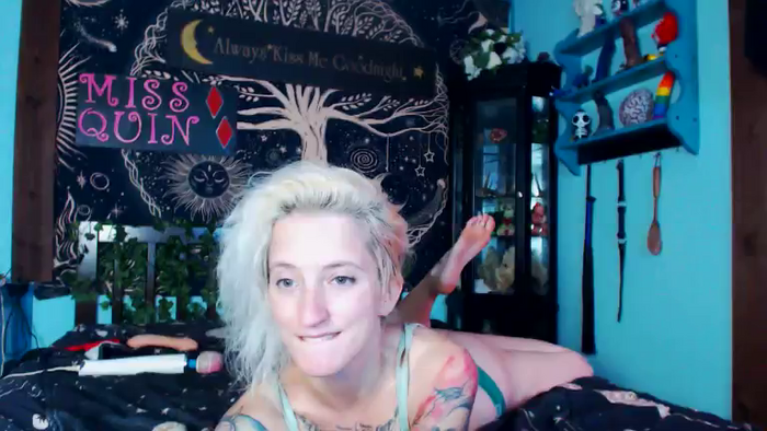 MissQuinCam