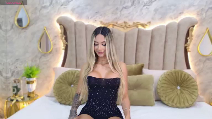 Antonnela_Adams