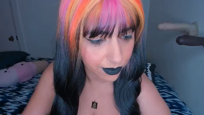 CurvyKisses