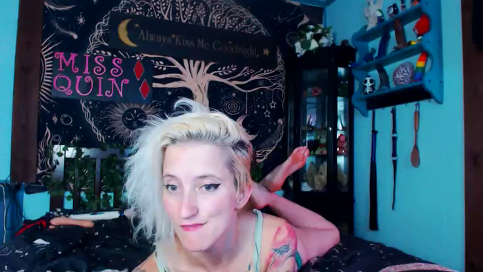 MissQuinCam