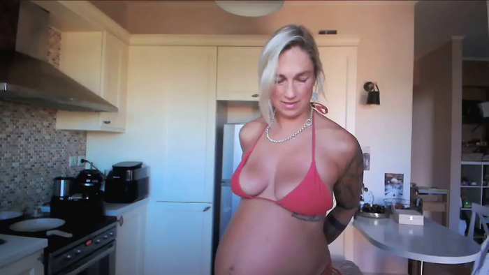 WildFitnessPregnantBabe
