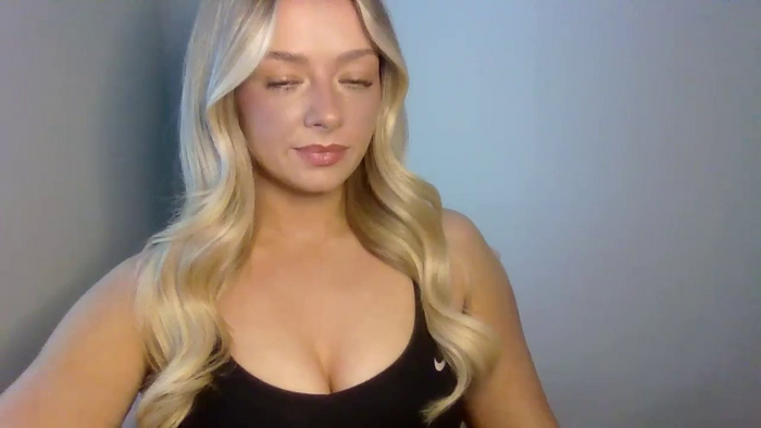 X_Zoey_UK