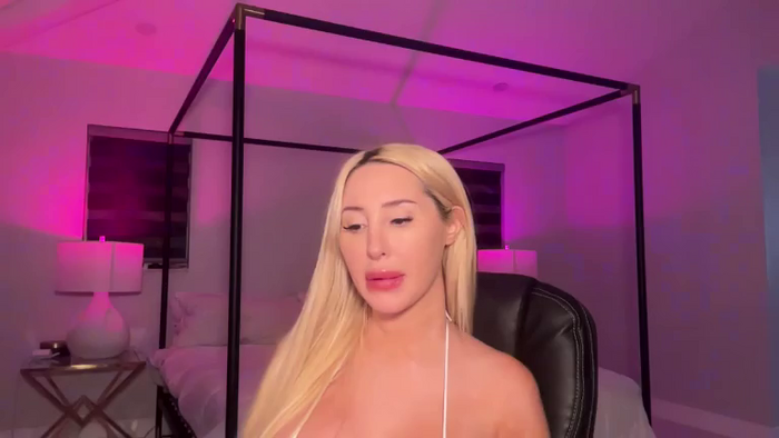 AmandaAndrewsxx
