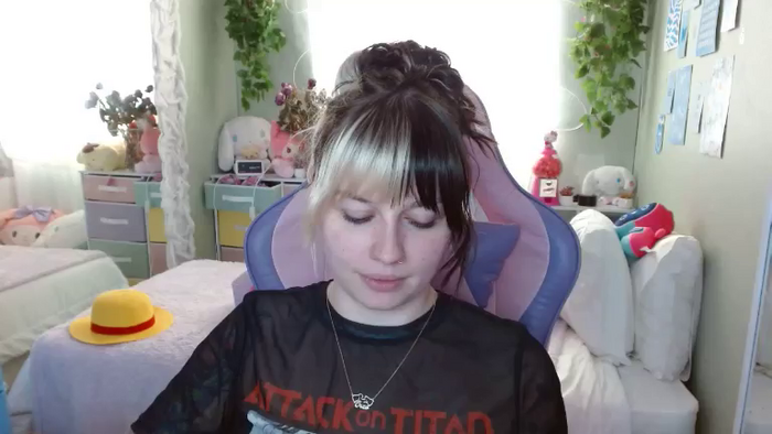 Angelina_Glass