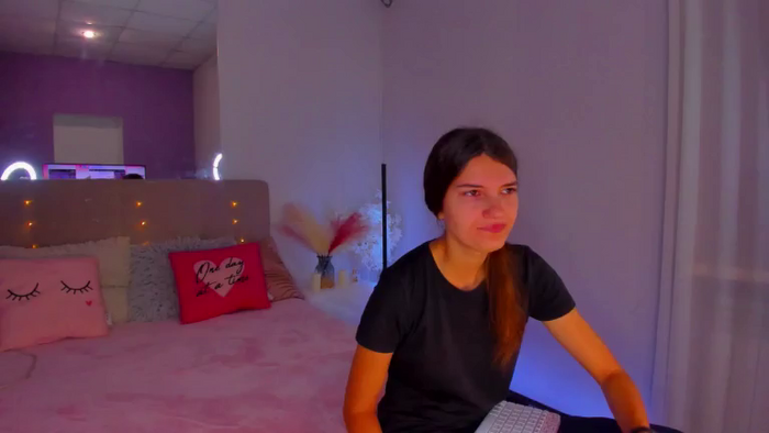 LauraLeee