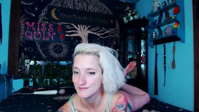 MissQuinCam
