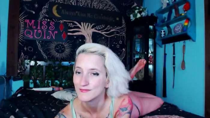 MissQuinCam