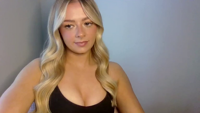 X_Zoey_UK