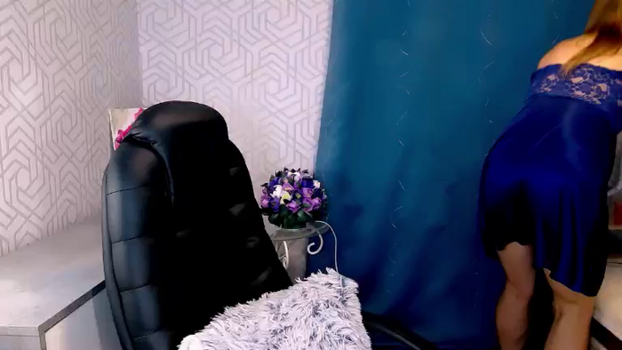 MeganNaughtyy