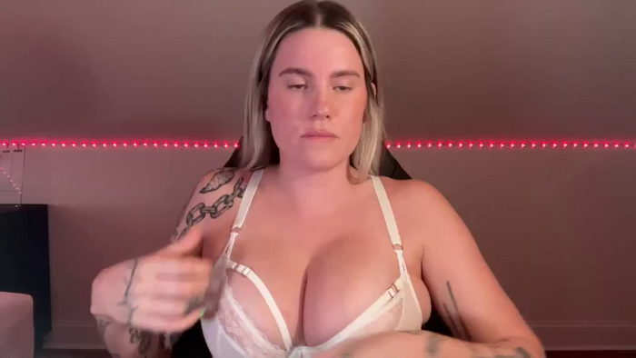 YourFaveJade