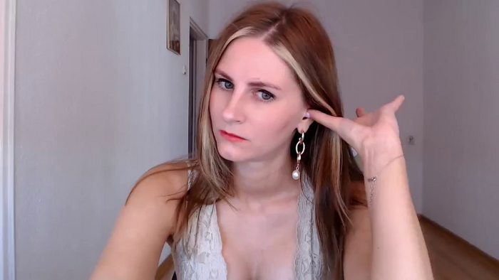 DagieRedSexy