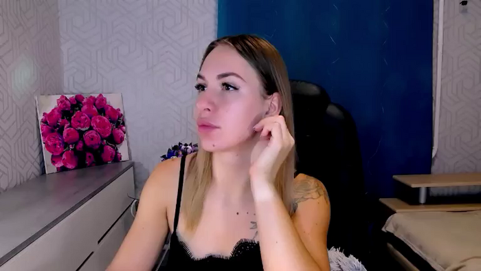 MeganNaughtyy
