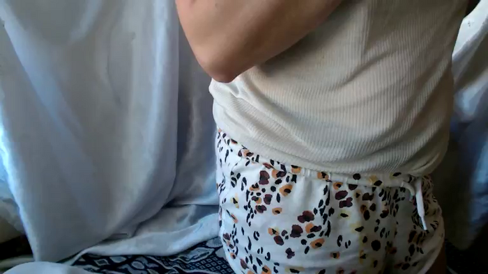 BettyGirlKiss