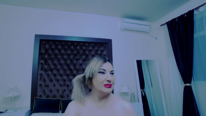 KiraLeila