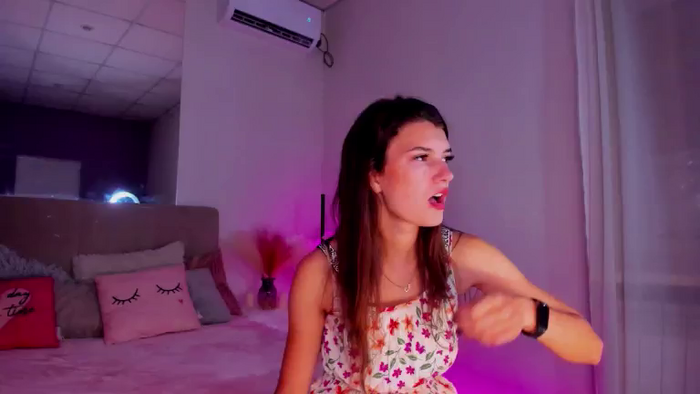 LauraLeee