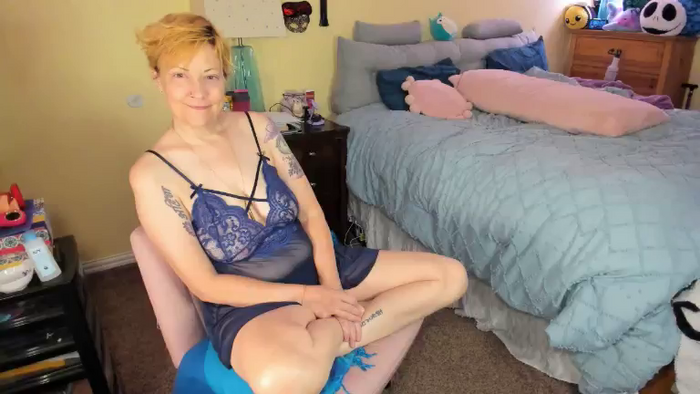 LucySmiles73