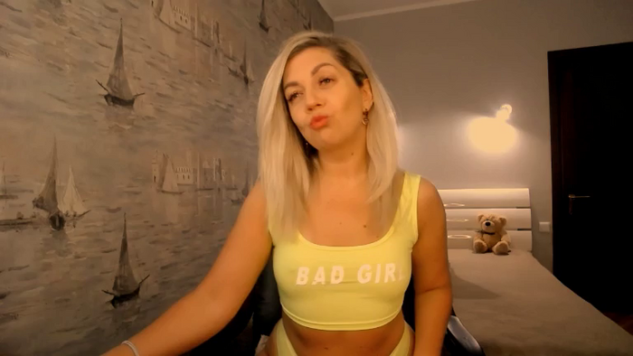 Nichole_Hill