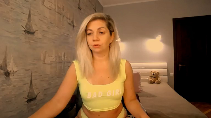 Nichole_Hill