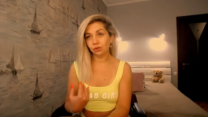 Nichole_Hill