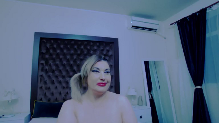 KiraLeila
