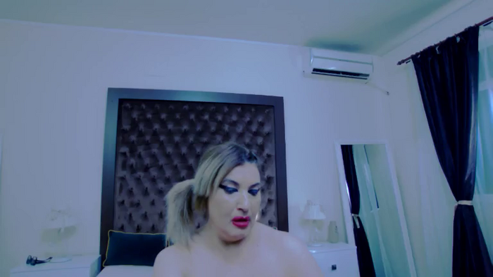 KiraLeila