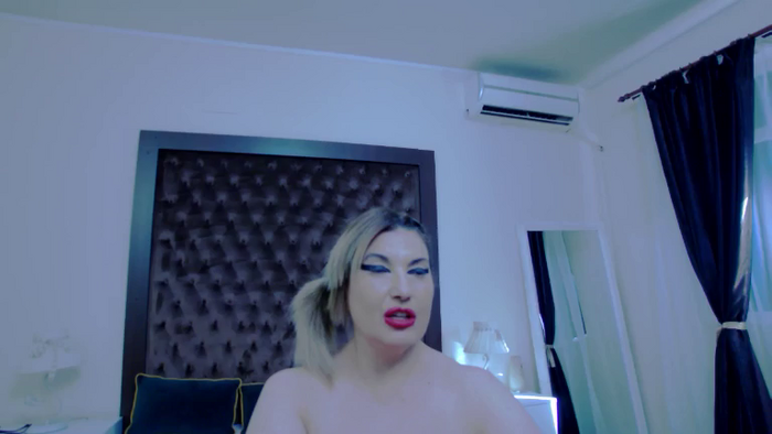 KiraLeila