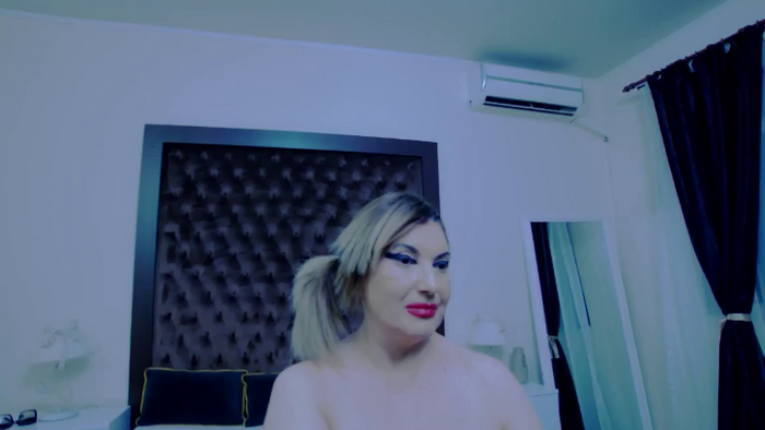 KiraLeila