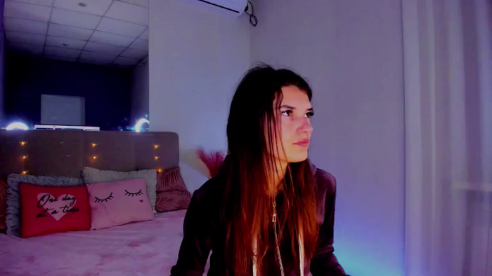 LauraLeee