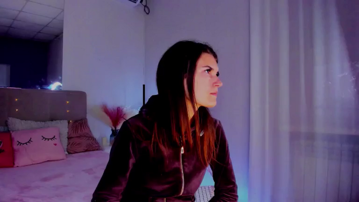 LauraLeee