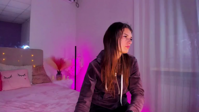 LauraLeee