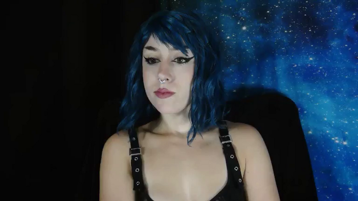 MissVikkiBlue