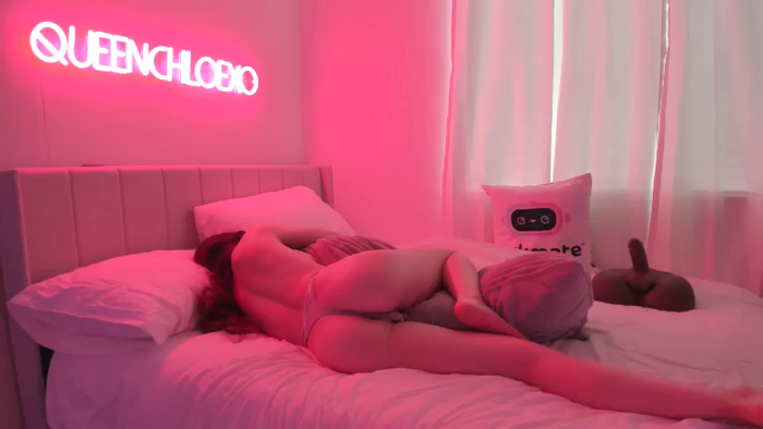 QueenChloeXO