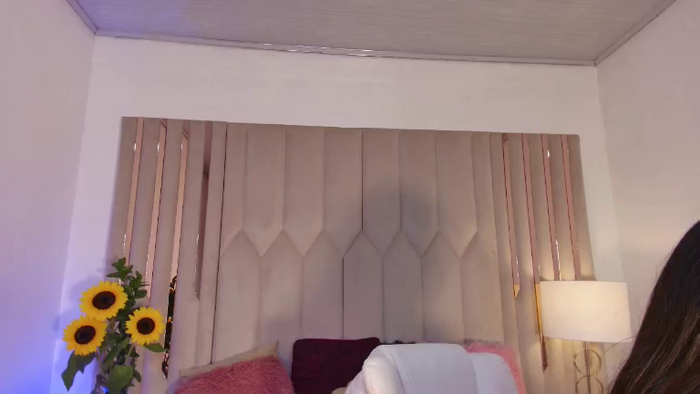 Tara_Red