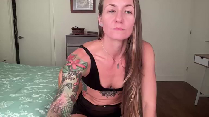 Beebeefitgirl