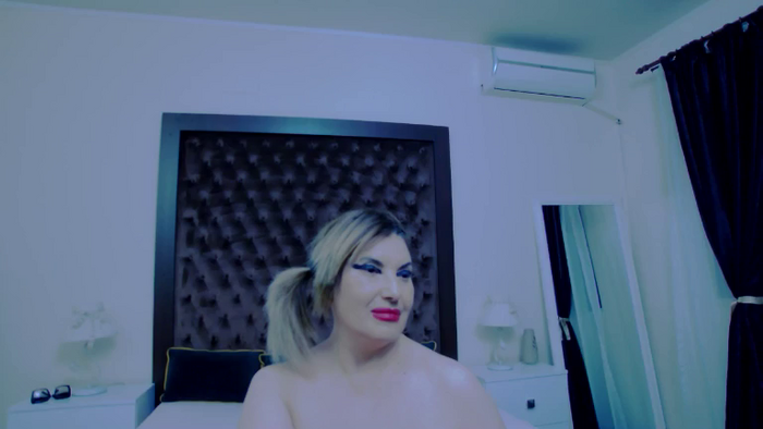 KiraLeila