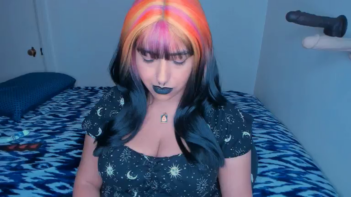 CurvyKisses