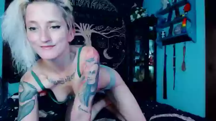 2024/08/15/streamate-missquincam-18-58-51