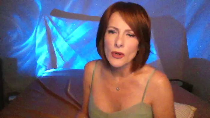 Elenasroom2213
