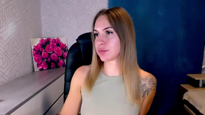 MeganNaughtyy