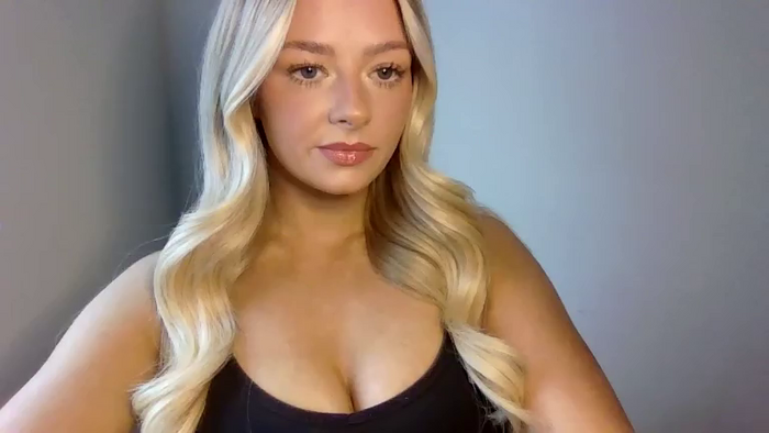 X_Zoey_UK