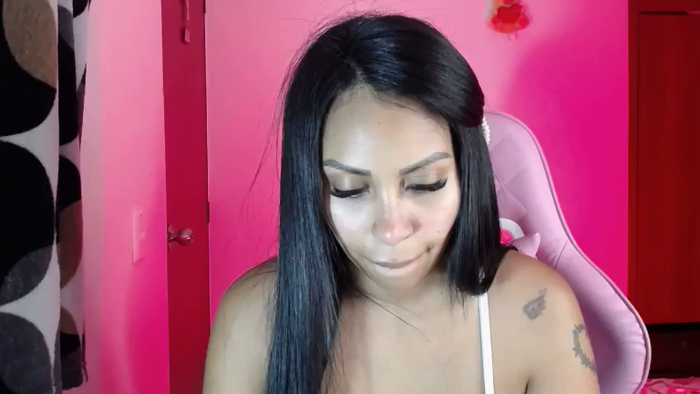 LATINA_BIG_CLITXXX