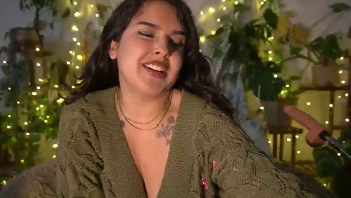 MayaPetite