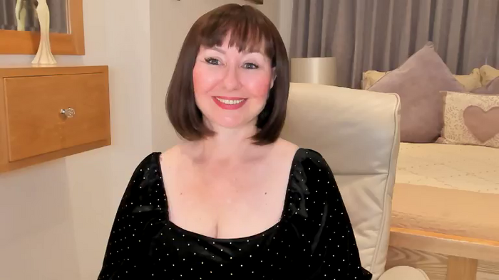 SaucyMilfSophia