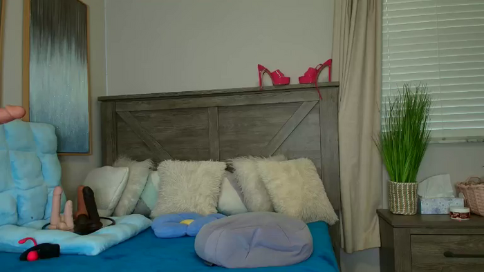 MayaMerciXoxo