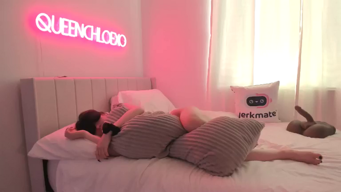 QueenChloeXO