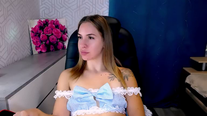 MeganNaughtyy