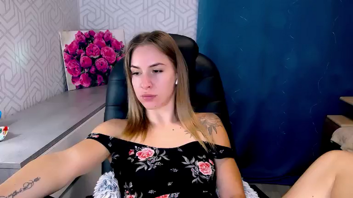 MeganNaughtyy