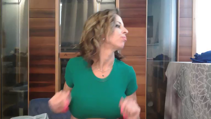 StellaDoesYoga